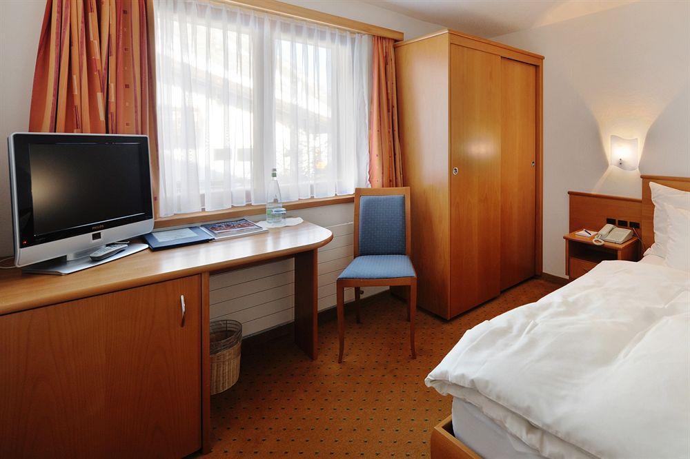 Hotel Tschugge ツェルマット エクステリア 写真