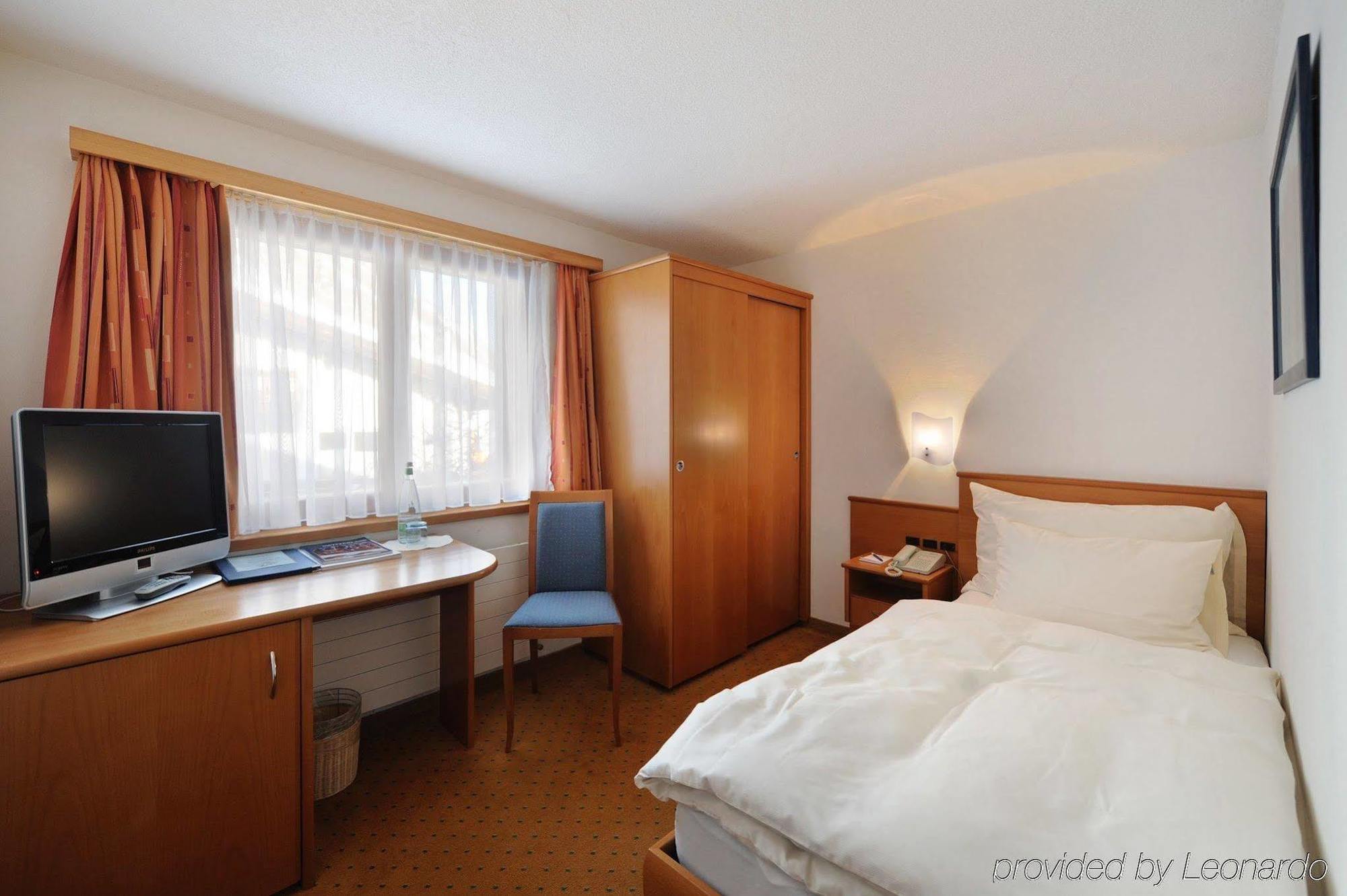 Hotel Tschugge ツェルマット エクステリア 写真